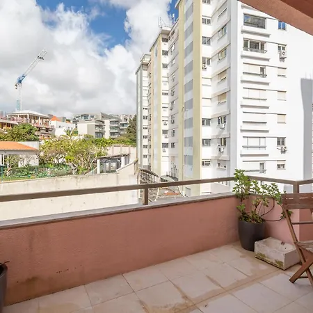 Apartamento 1 *